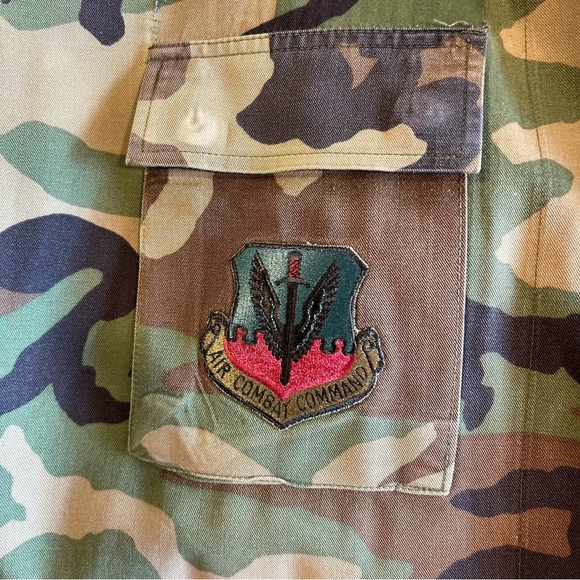 American Apparel Woodland Camouflage US Air Combat Command W/ Patches Size M - Picture 9 of 11